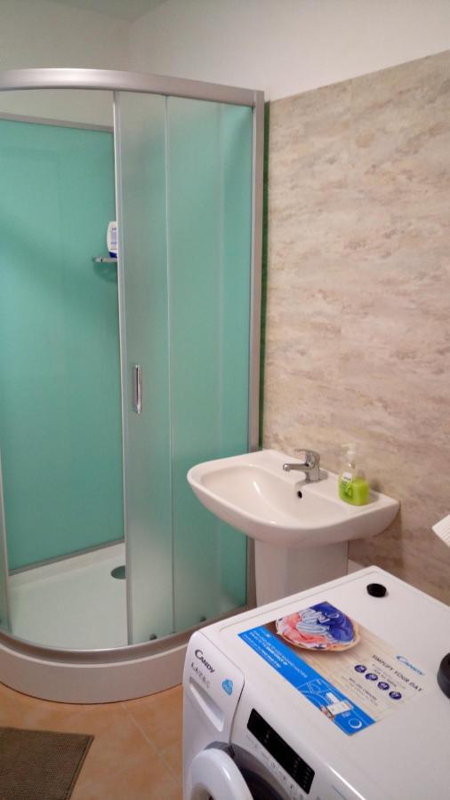 Penzion Ostrov U Stribra 13 Kostelec  エクステリア 写真